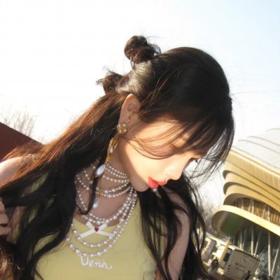 闪婚后，顾总马甲藏不住了